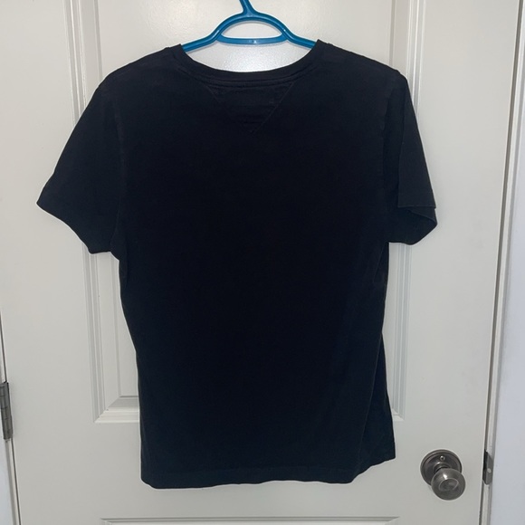 Tommy Hilfiger t-shirt - Picture 2 of 3